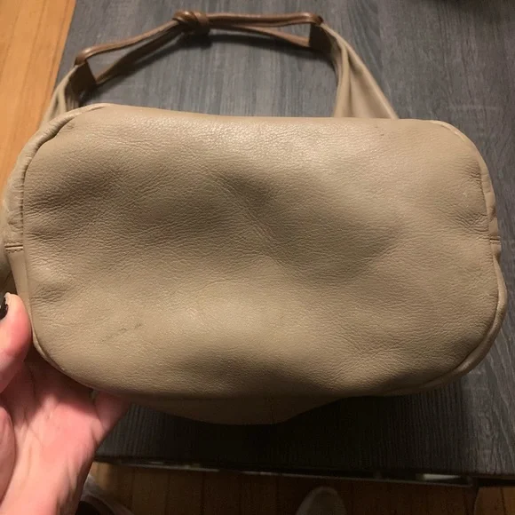 BURDINES Tan Leather Shoulder Tote Bucket Bag